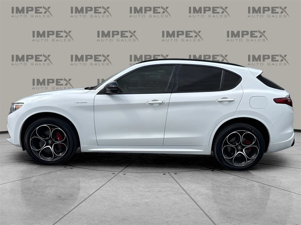 2023 Alfa Romeo Stelvio - Image 2 of 12