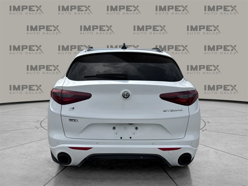 2023 Alfa Romeo Stelvio - Image 4 of 12