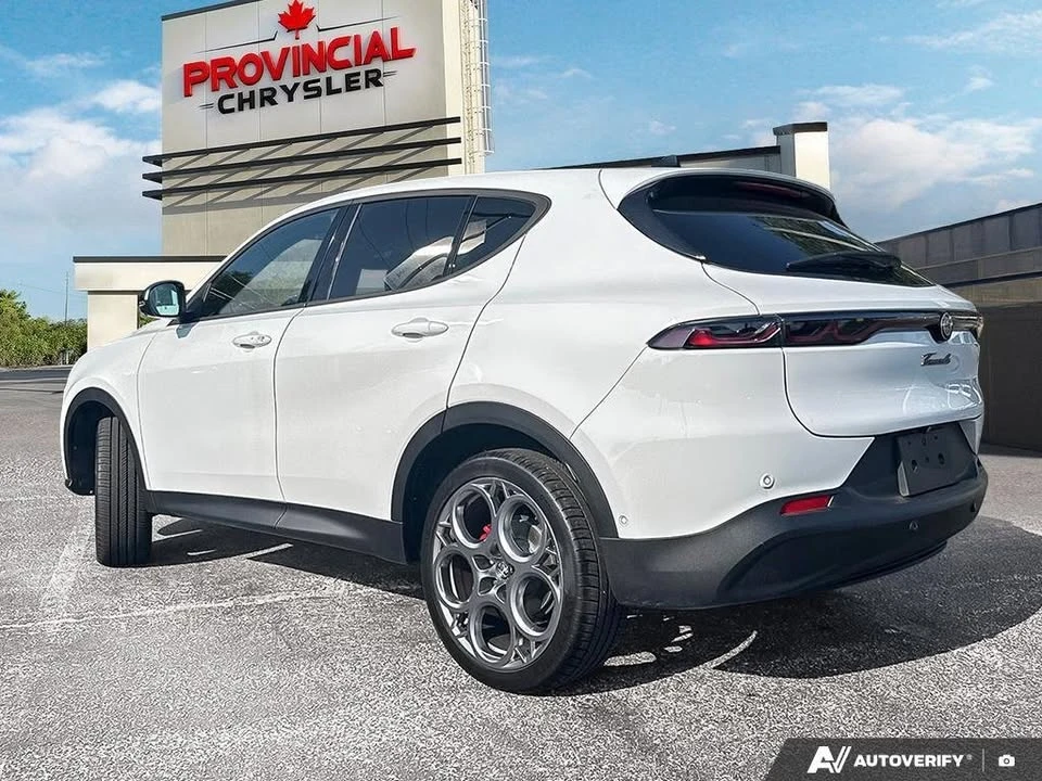 2023 Alfa Romeo Tonale - Image 3 of 15