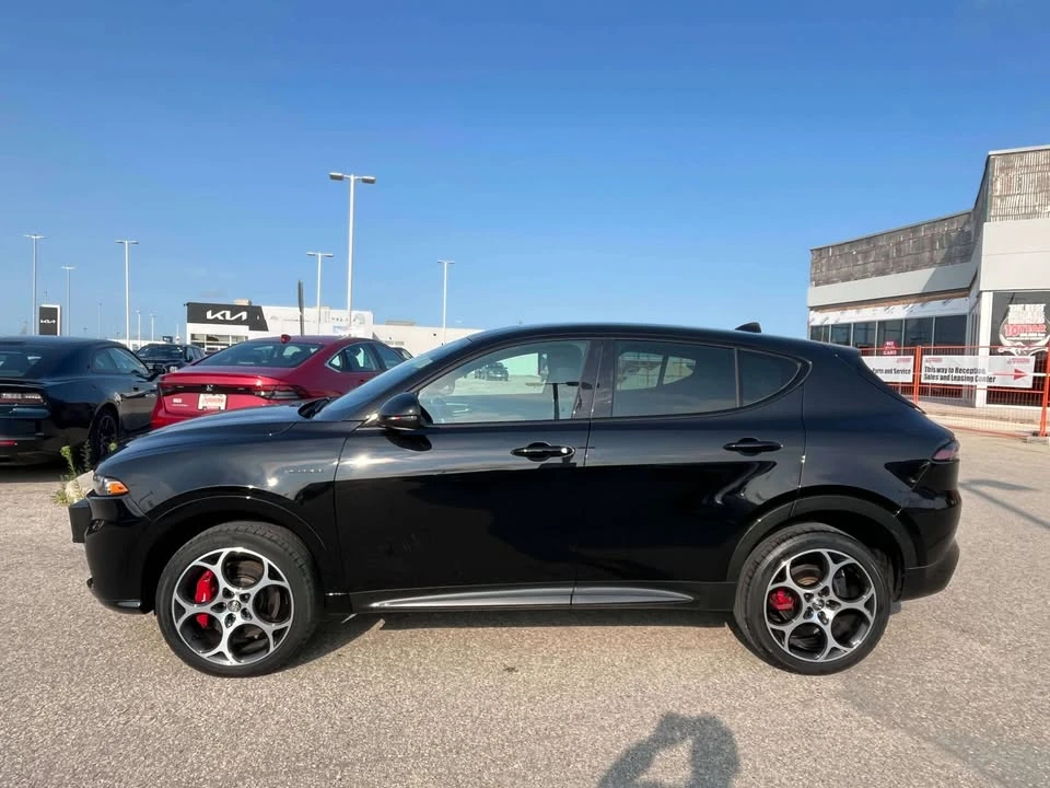 2023 Alfa Romeo Tonale - Image 14 of 20