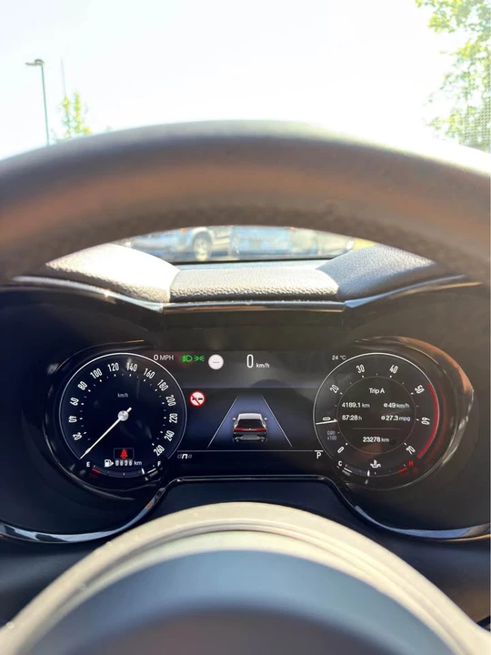 2023 Alfa Romeo Tonale - Image 15 of 19