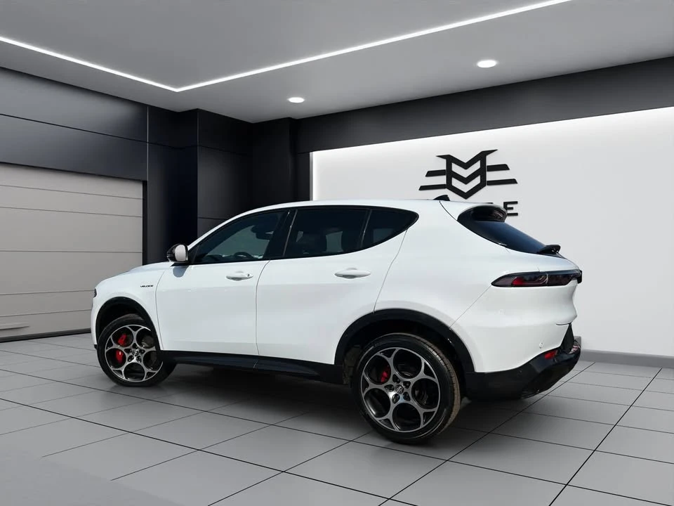 2023 Alfa Romeo Tonale - Image 10 of 20