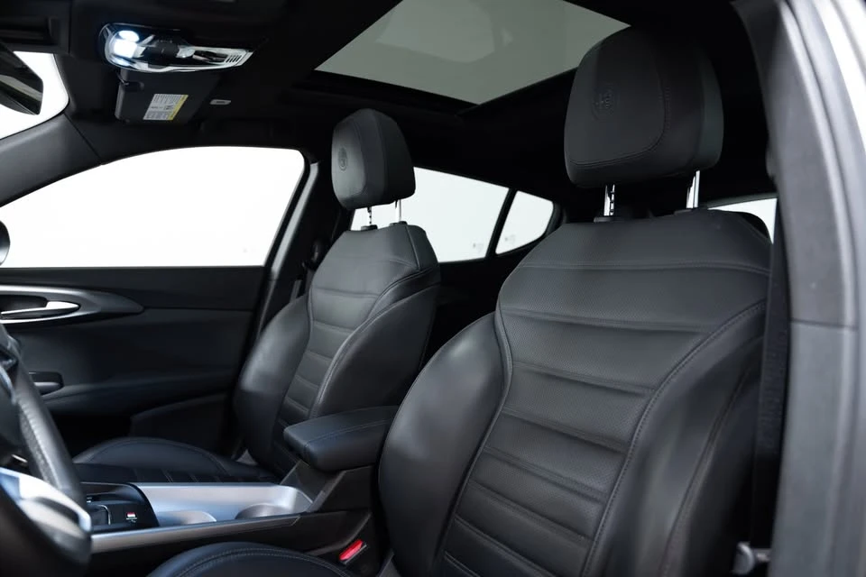 2023 Alfa Romeo - Image 10 of 11