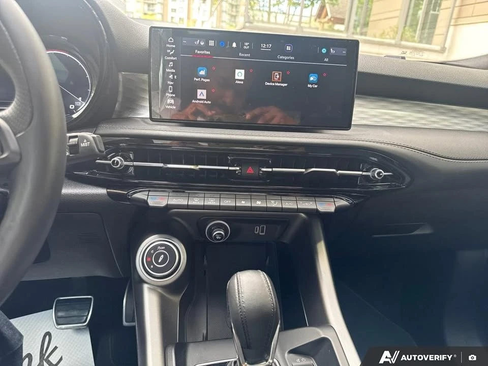 2023 Alfa Romeo Tonale - Image 15 of 20