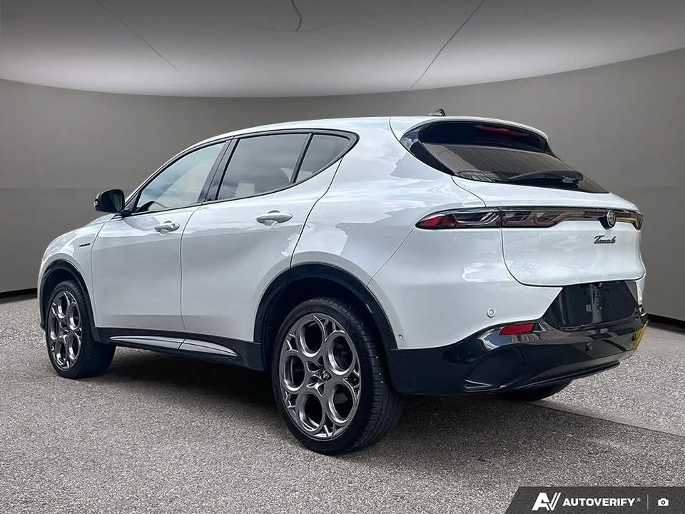 2023 Alfa Romeo Tonale - Image 4 of 20