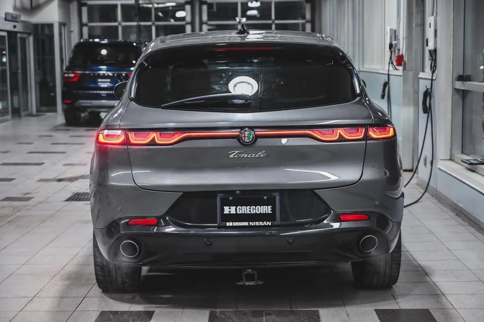 2023 Alfa Romeo Tonale - Image 5 of 17
