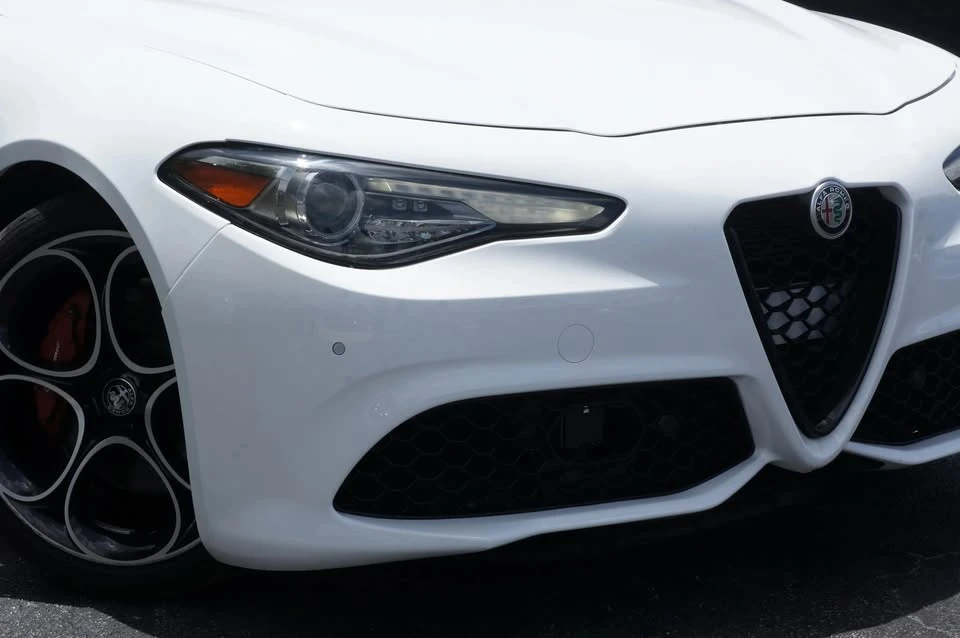 2023 Alfa Romeo Giulia - Image 8 of 19