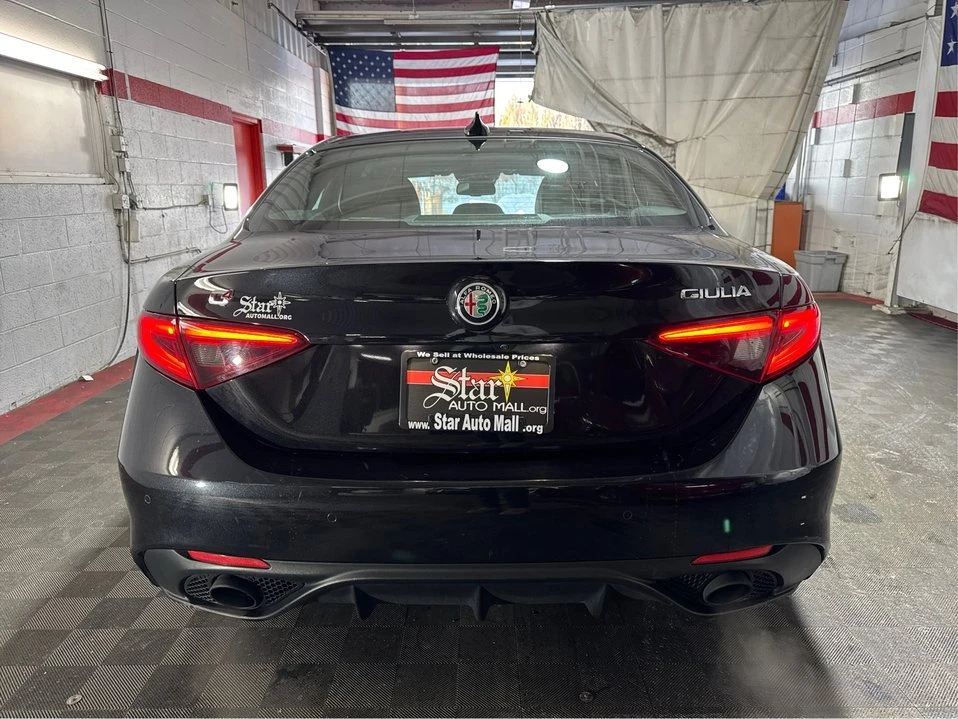 2023 Alfa Romeo Giulia - Image 6 of 20