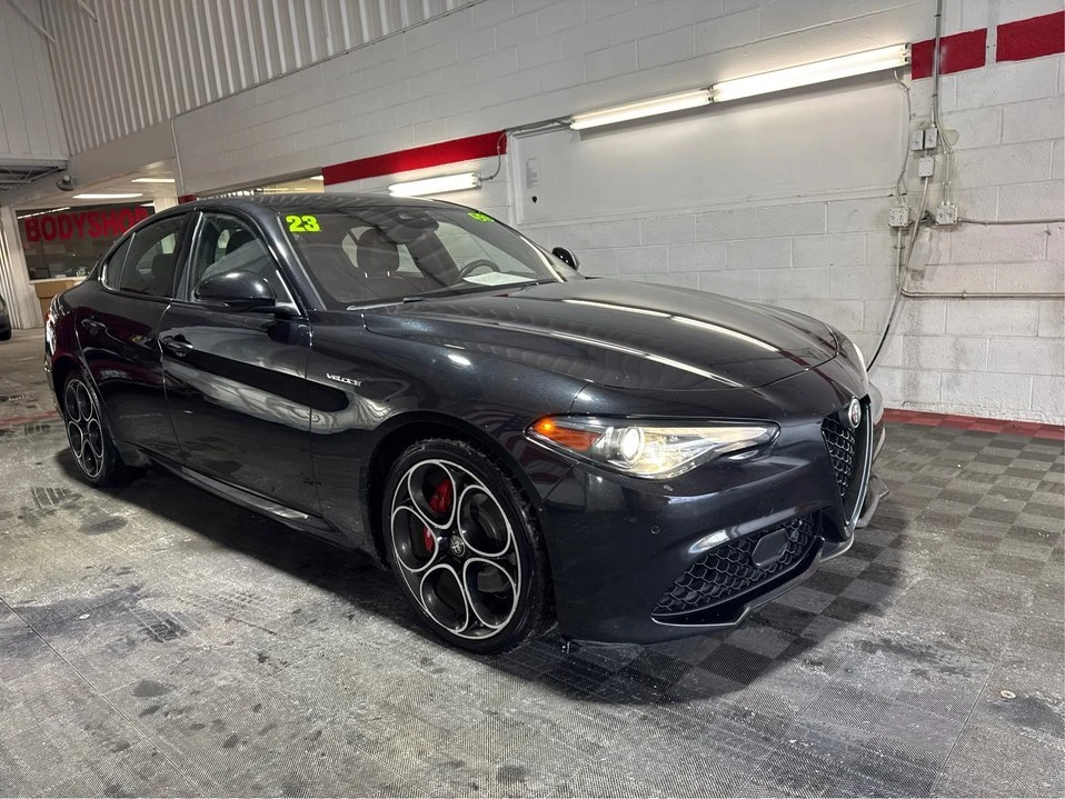 2023 Alfa Romeo Giulia - Image 3 of 20