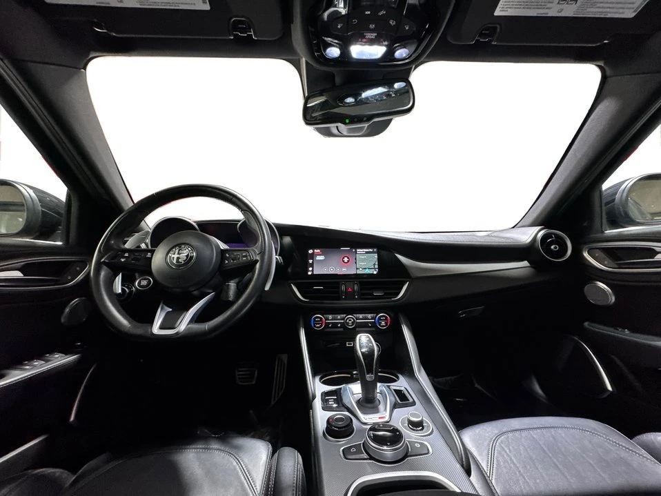 2023 Alfa Romeo Giulia - Image 13 of 20