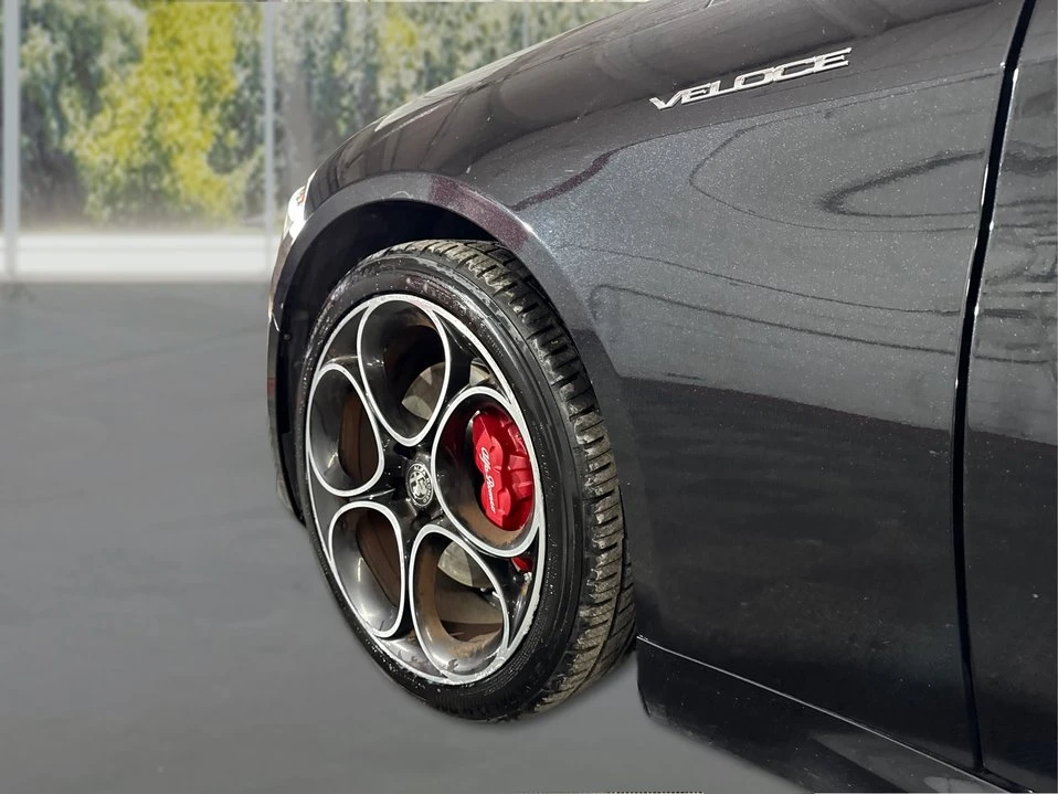 2023 Alfa Romeo Giulia - Image 20 of 20