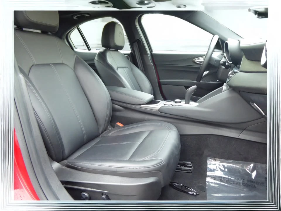 2023 Alfa Romeo Giulia - Image 18 of 20