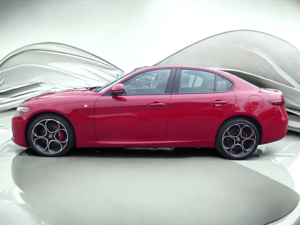 2023 Alfa Romeo Giulia - Image 7 of 20