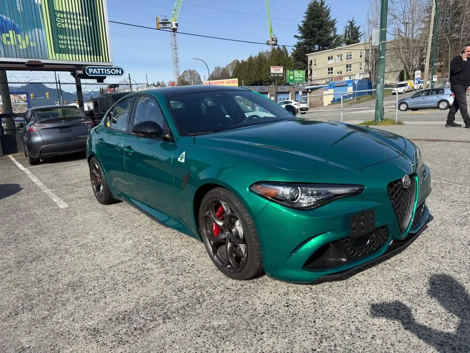 2023 Alfa Romeo Giulia - Image 6 of 17