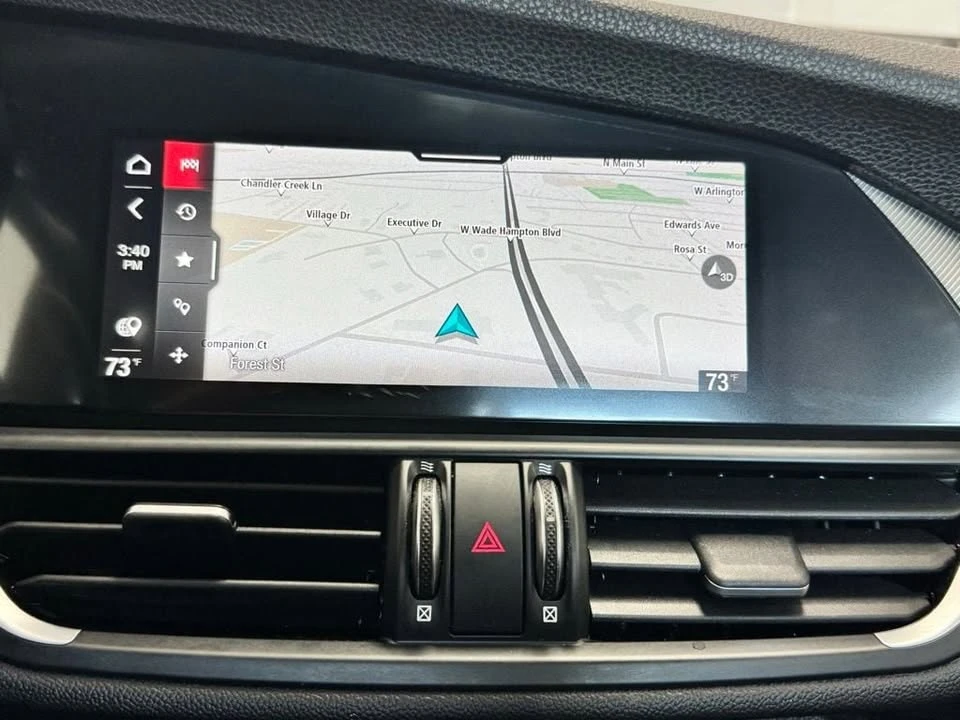 2023 Alfa Romeo Giulia - Image 13 of 16