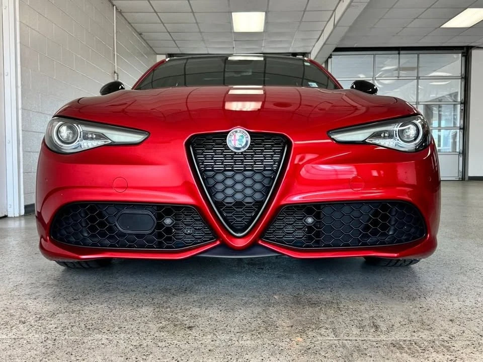 2023 Alfa Romeo Giulia - Image 2 of 16