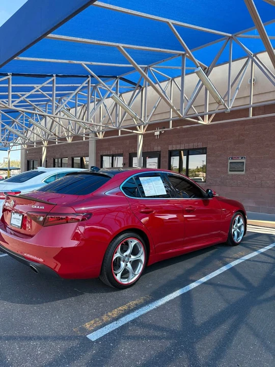 2023 Alfa Romeo Giulia - Image 5 of 14