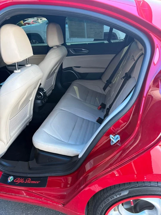 2023 Alfa Romeo Giulia - Image 14 of 14