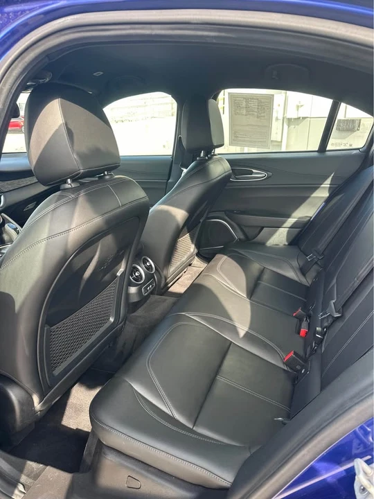 2023 Alfa Romeo Giulia - Image 5 of 6