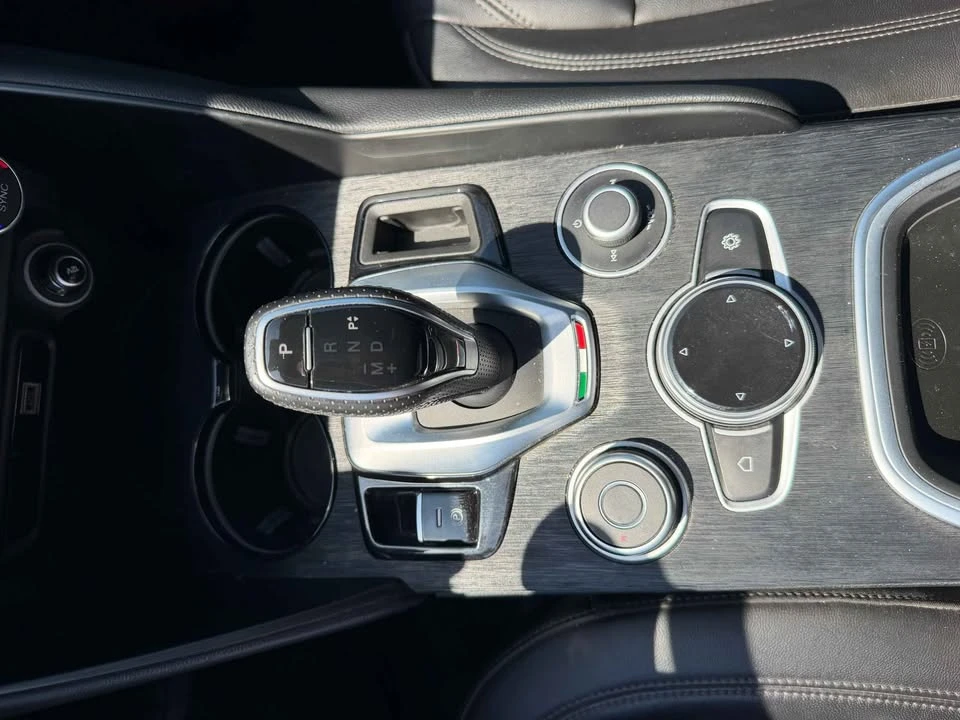 2023 Alfa Romeo Giulia - Image 4 of 10