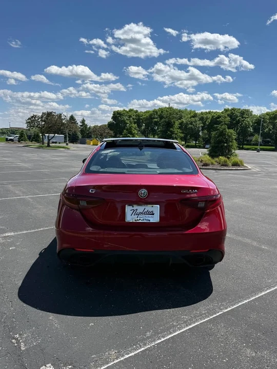 2023 Alfa Romeo Giulia - Image 6 of 15