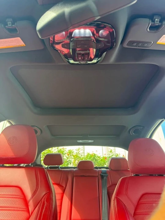 2023 Alfa Romeo Giulia - Image 12 of 12