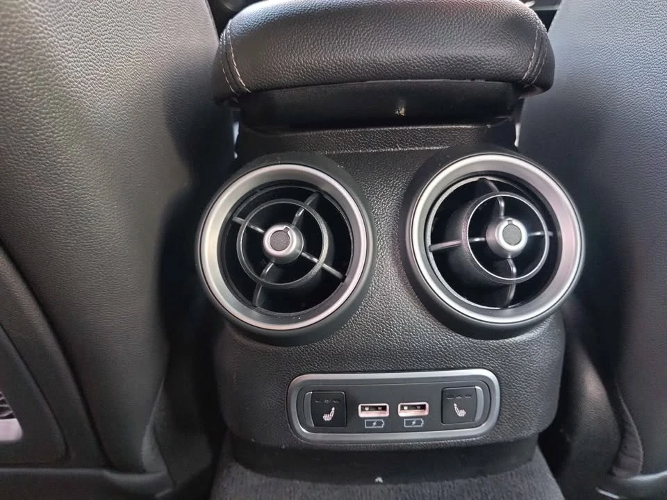 2023 Alfa Romeo Giulia - Image 3 of 11