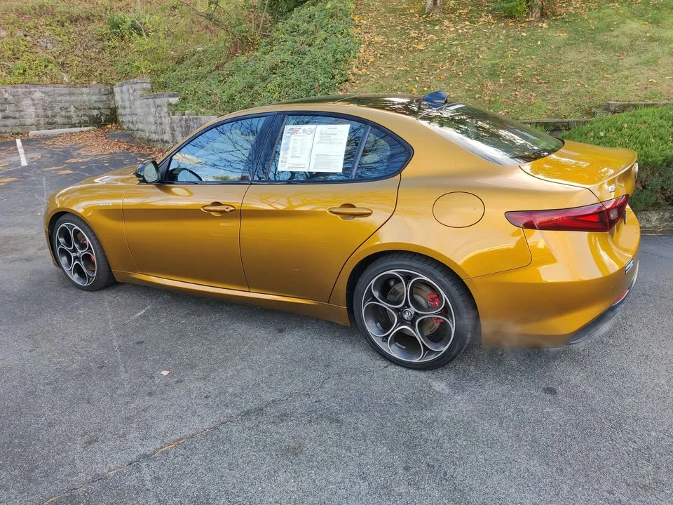 2023 Alfa Romeo Giulia - Image 11 of 11