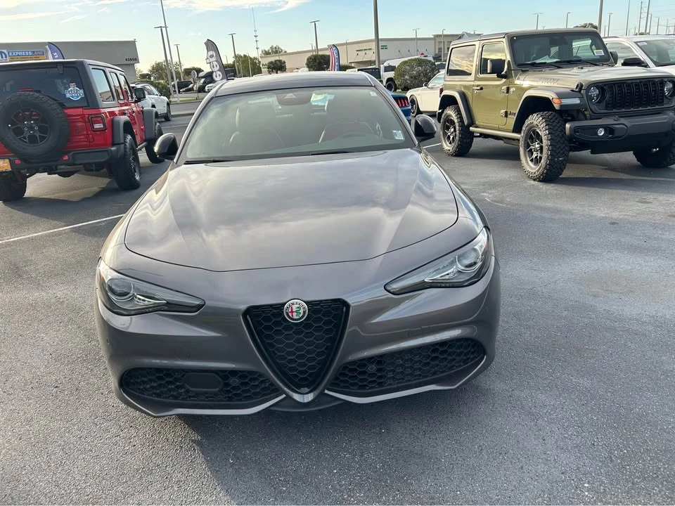 2023 Alfa Romeo Giulia - Image 3 of 15