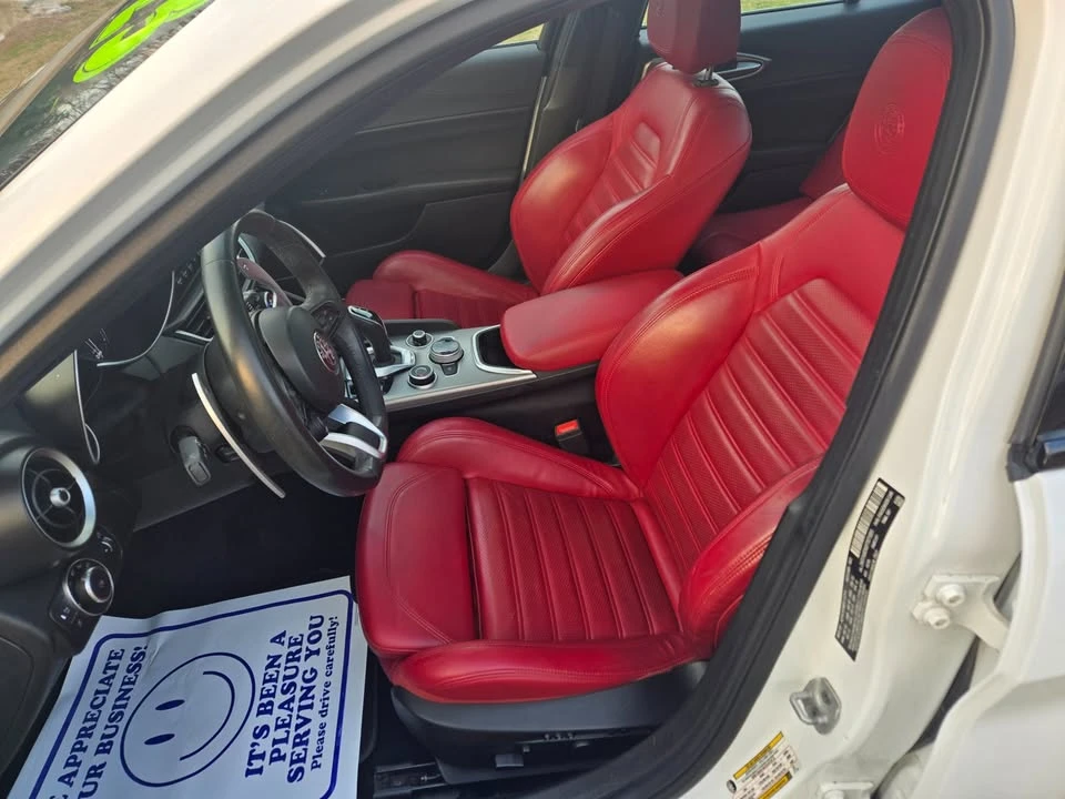 2023 Alfa Romeo Giulia - Image 5 of 20