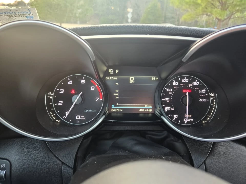 2023 Alfa Romeo Giulia - Image 13 of 20