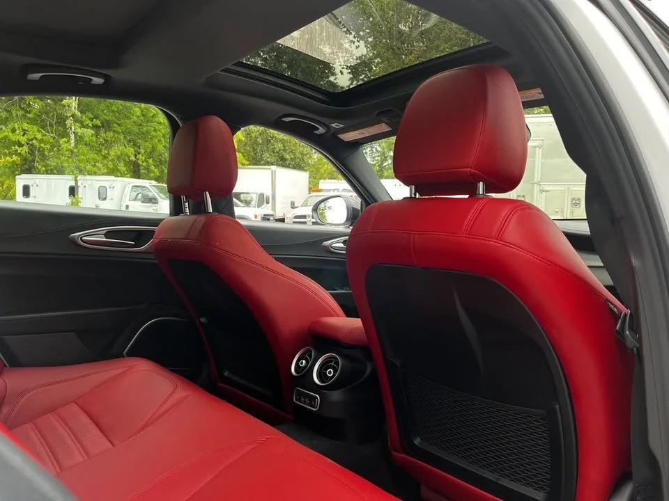 2023 Alfa Romeo Giulia - Image 20 of 20