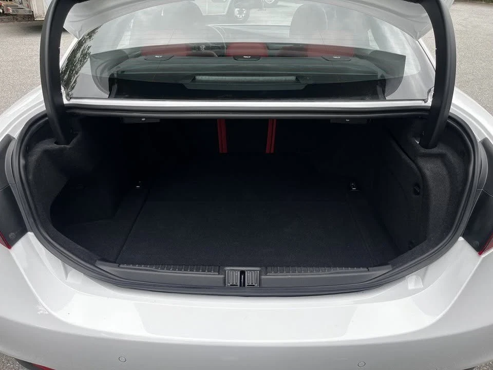2023 Alfa Romeo Giulia - Image 6 of 20