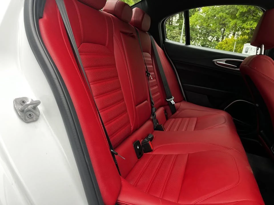 2023 Alfa Romeo Giulia - Image 17 of 20