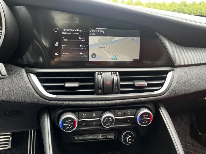 2023 Alfa Romeo Giulia - Image 16 of 20