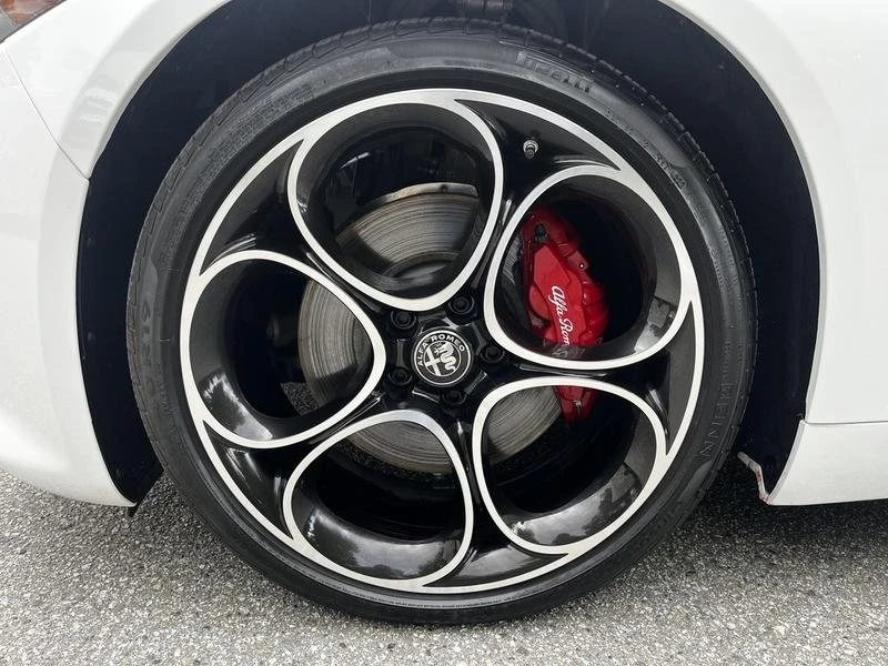 2023 Alfa Romeo Giulia - Image 20 of 20