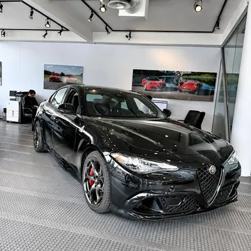 2023 Alfa Romeo Giulia Quadrifoglio RWD