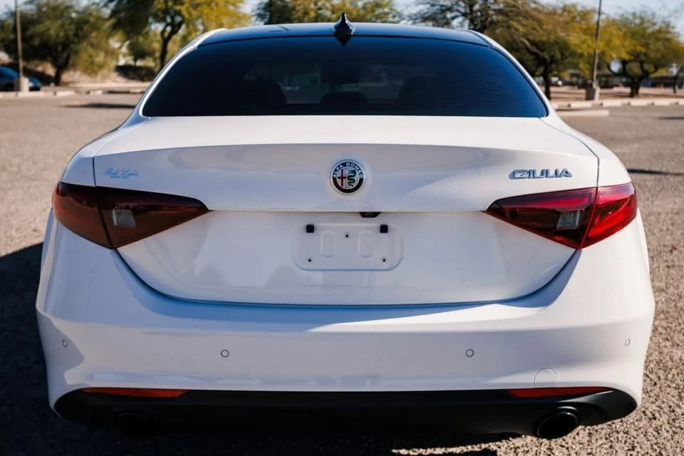 2023 Alfa Romeo Giulia - Image 6 of 20