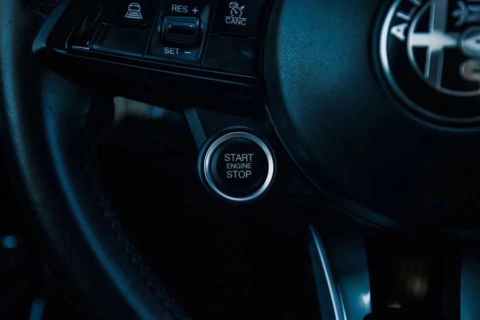 2023 Alfa Romeo Giulia - Image 16 of 20