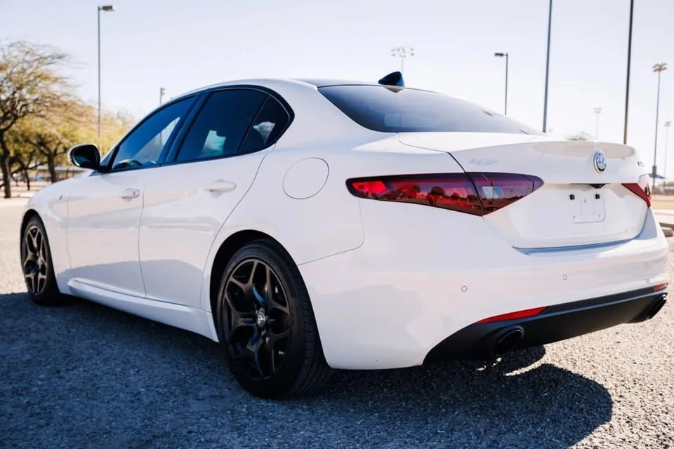2023 Alfa Romeo Giulia - Image 8 of 20