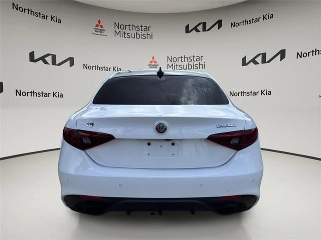 2023 Alfa Romeo Giulia - Image 3 of 20