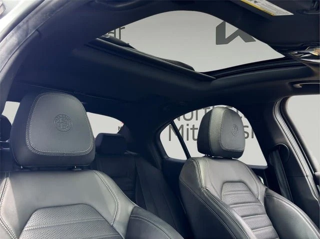 2023 Alfa Romeo Giulia - Image 20 of 20