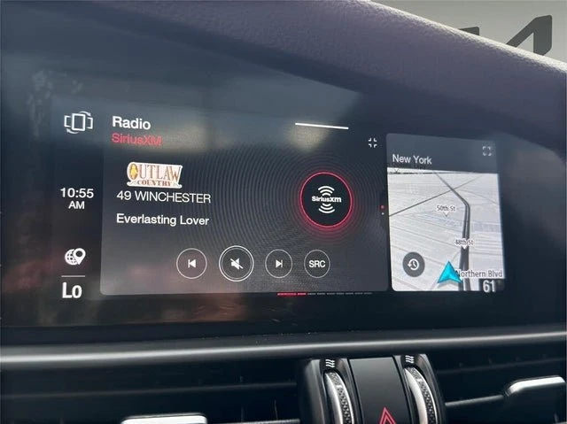 2023 Alfa Romeo Giulia - Image 15 of 20