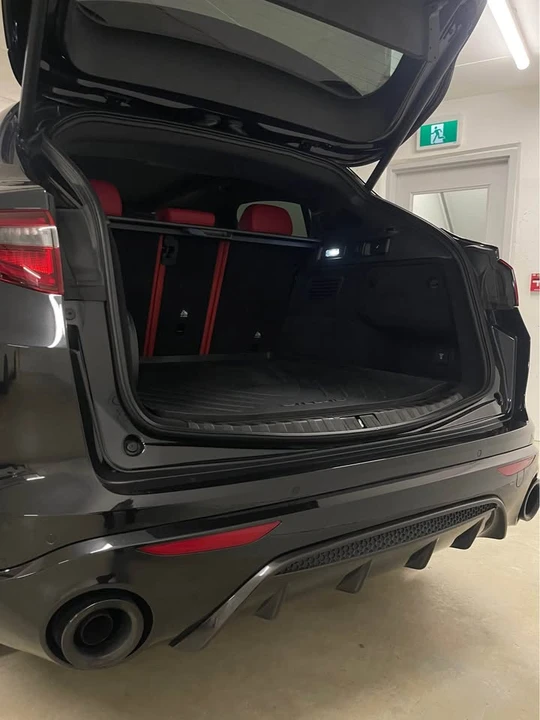 2023 Alfa Romeo Stelvio - Image 16 of 18