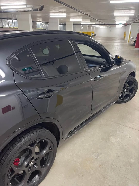 2023 Alfa Romeo Stelvio - Image 5 of 18