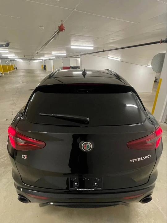 2023 Alfa Romeo Stelvio - Image 4 of 18
