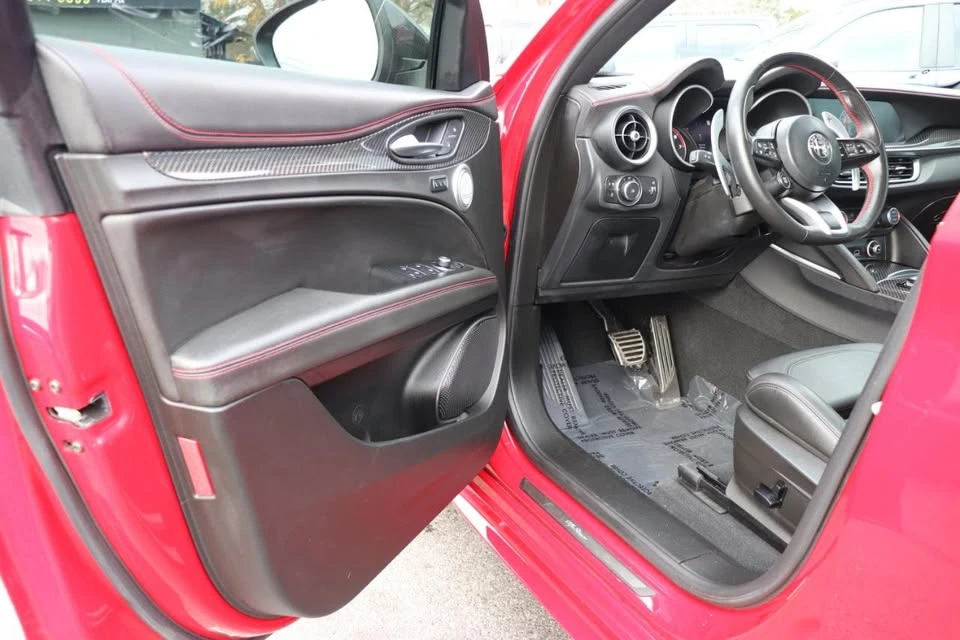 2023 Alfa Romeo Stelvio - Image 10 of 20