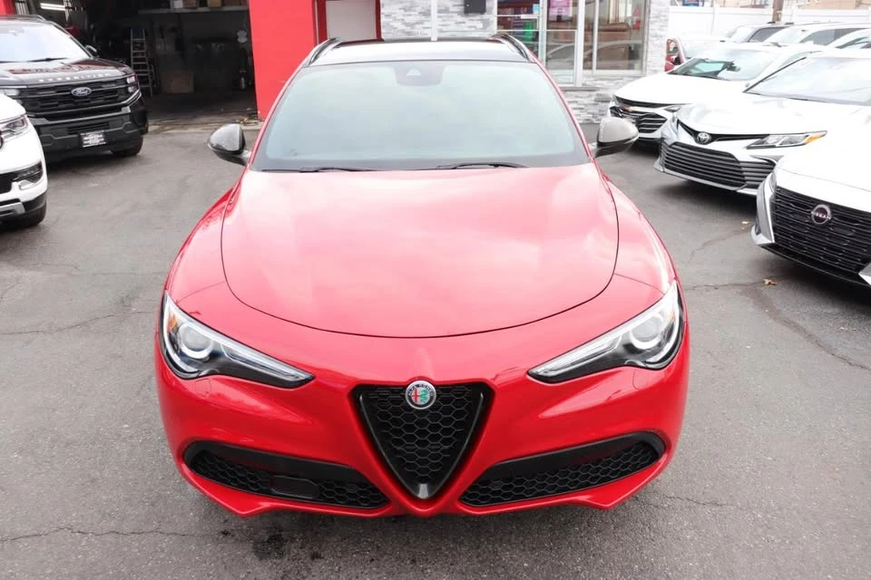 2023 Alfa Romeo Stelvio - Image 9 of 20