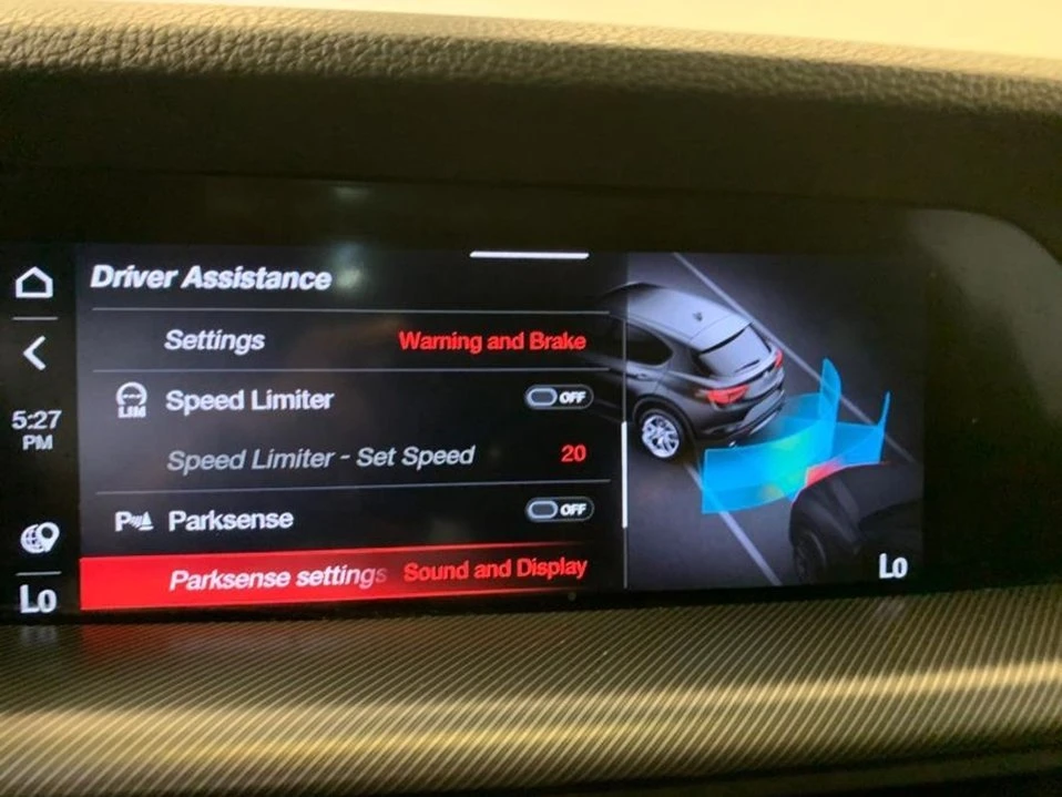 2023 Alfa Romeo Stelvio - Image 15 of 20