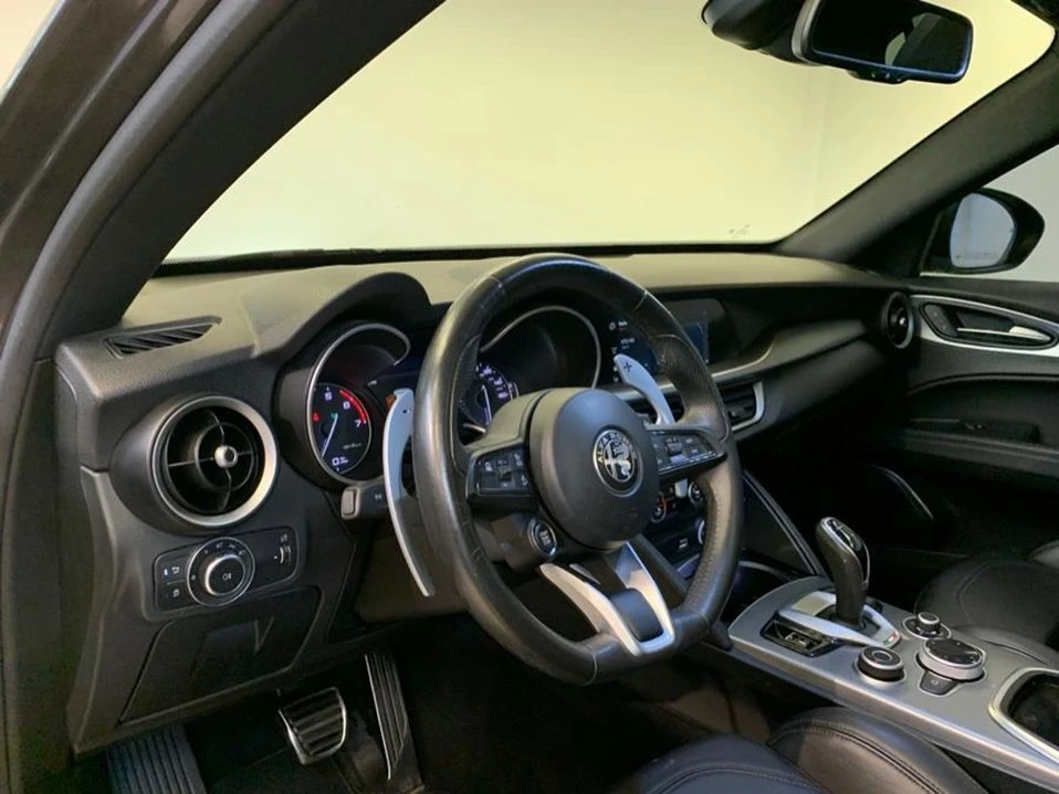 2023 Alfa Romeo Stelvio - Image 7 of 20